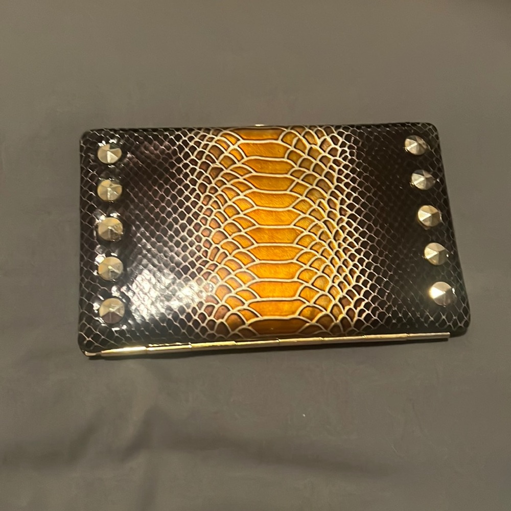 Marciano Clutch
